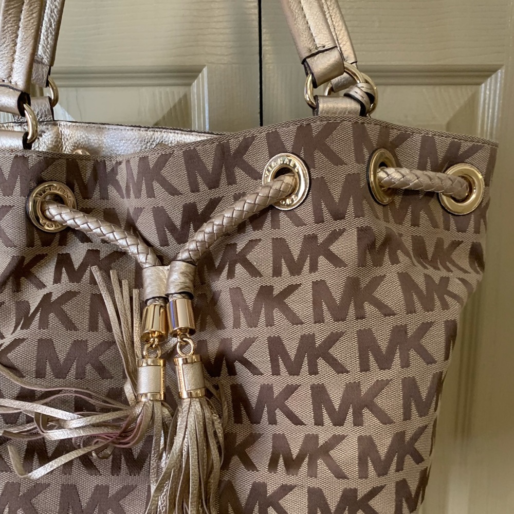 MICHAEL KORS 2010s shoulder bag ⭐️⭐️ - Picture 1 of 4